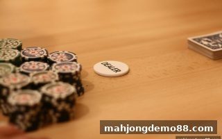 麻将胡了试玩体验：二十一点与番摊的概率策略与风险管控全攻略